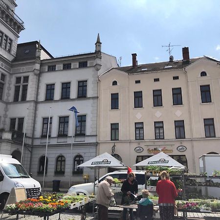 Kleinzimmer Am Markt Oelsnitz  Bagian luar foto