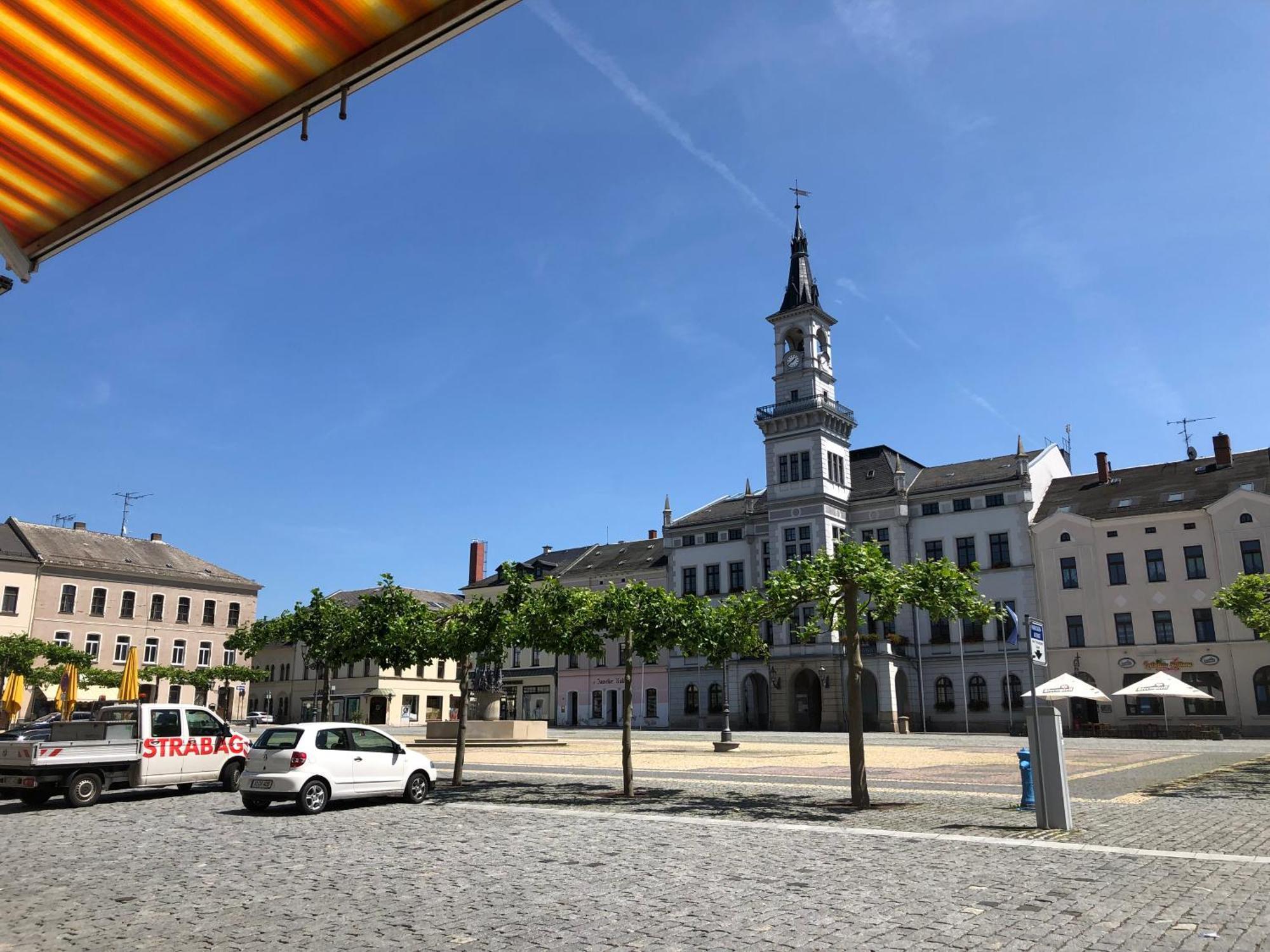 Kleinzimmer Am Markt Oelsnitz  Bagian luar foto